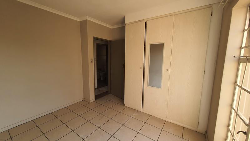 To Let 2 Bedroom Property for Rent in Olympus AH Gauteng