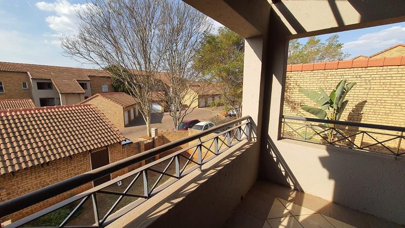 To Let 2 Bedroom Property for Rent in Olympus AH Gauteng