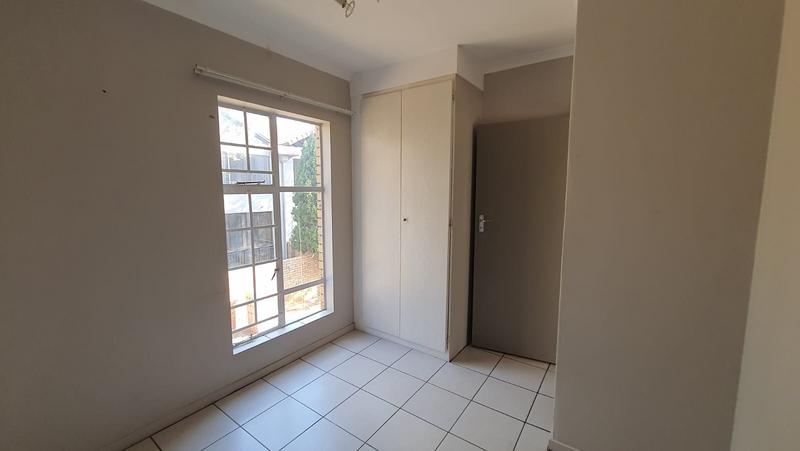 To Let 2 Bedroom Property for Rent in Olympus AH Gauteng