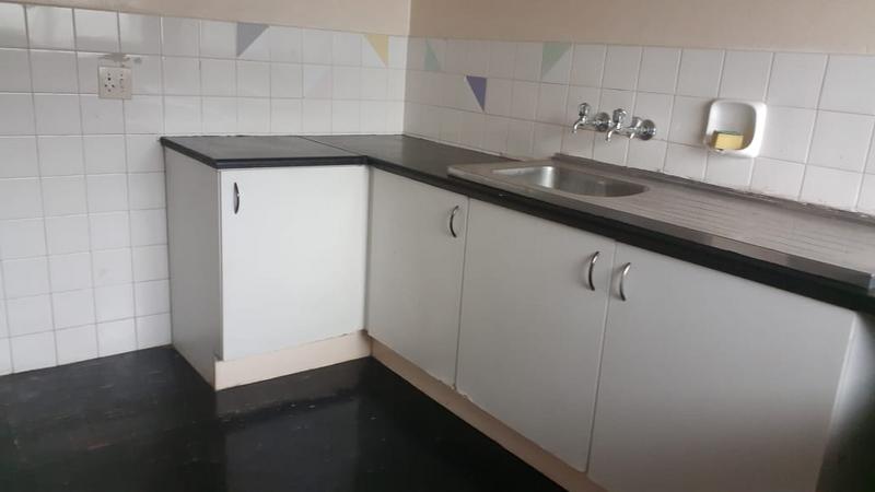 To Let 2 Bedroom Property for Rent in Orchards Gauteng