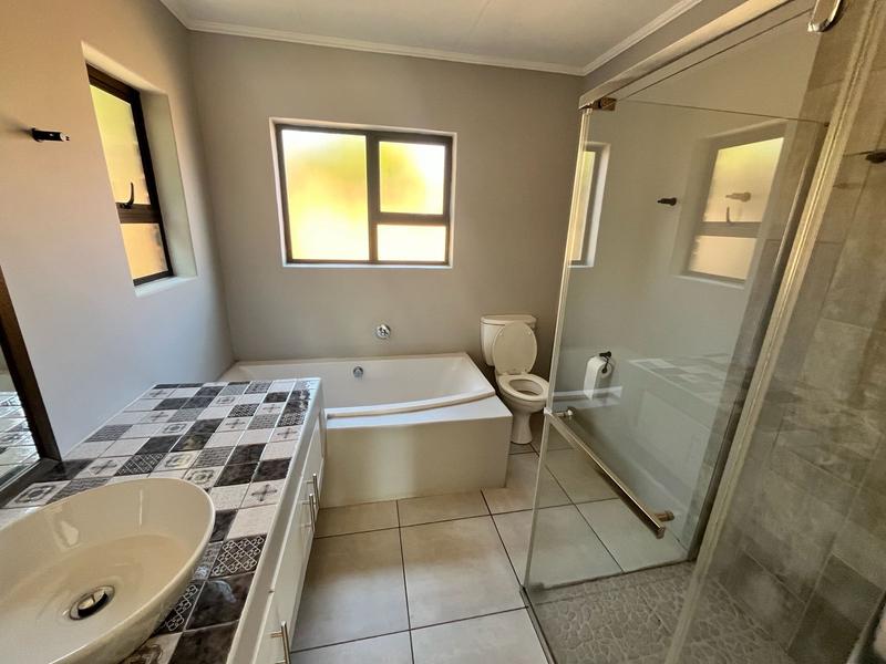 3 Bedroom Property for Sale in Bedfordview Gauteng
