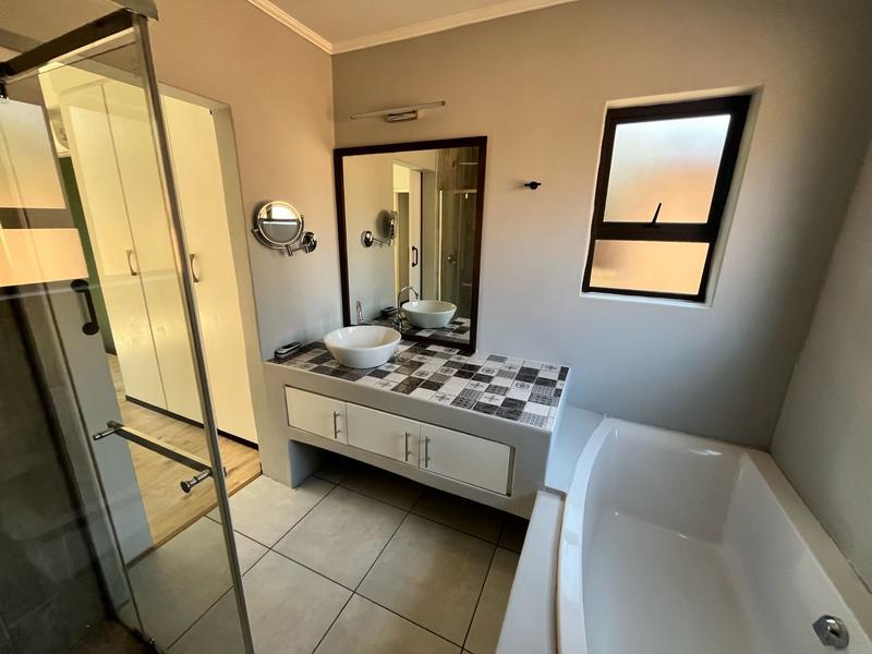 3 Bedroom Property for Sale in Bedfordview Gauteng