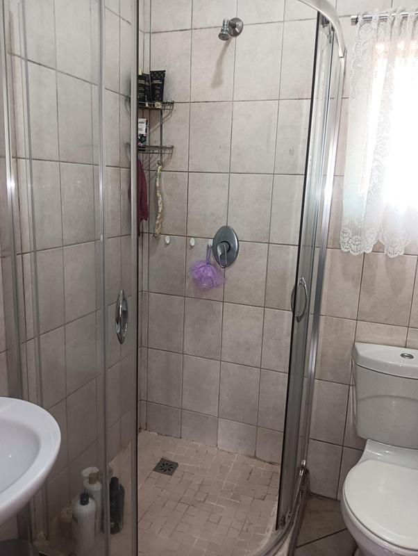 6 Bedroom Property for Sale in Freeway Park Gauteng