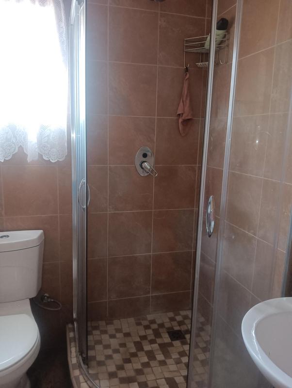 6 Bedroom Property for Sale in Freeway Park Gauteng