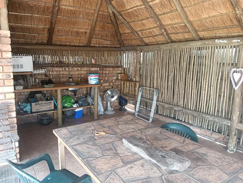 6 Bedroom Property for Sale in Freeway Park Gauteng