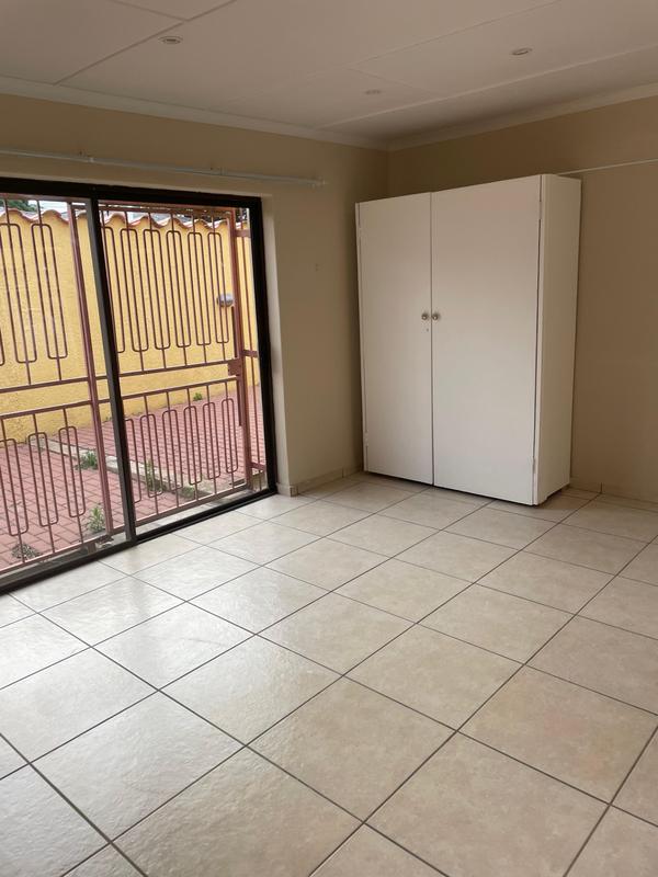 To Let 2 Bedroom Property for Rent in Primrose Gauteng