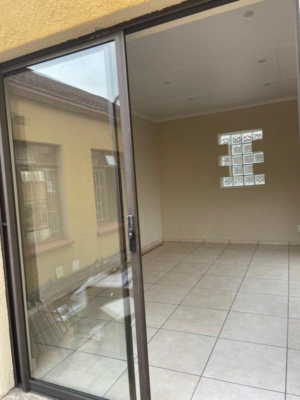 To Let 2 Bedroom Property for Rent in Primrose Gauteng