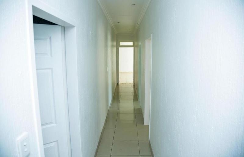 To Let 4 Bedroom Property for Rent in Bryanston Gauteng