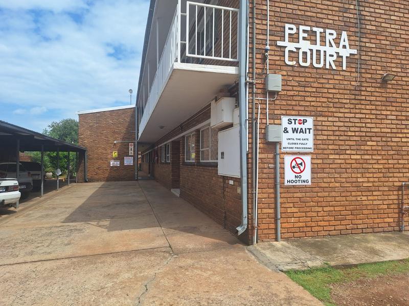 2 Bedroom Property for Sale in Casseldale Gauteng