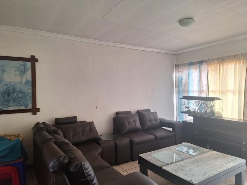 2 Bedroom Property for Sale in Casseldale Gauteng