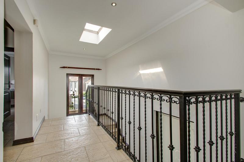 To Let 3 Bedroom Property for Rent in Broadacres Gauteng