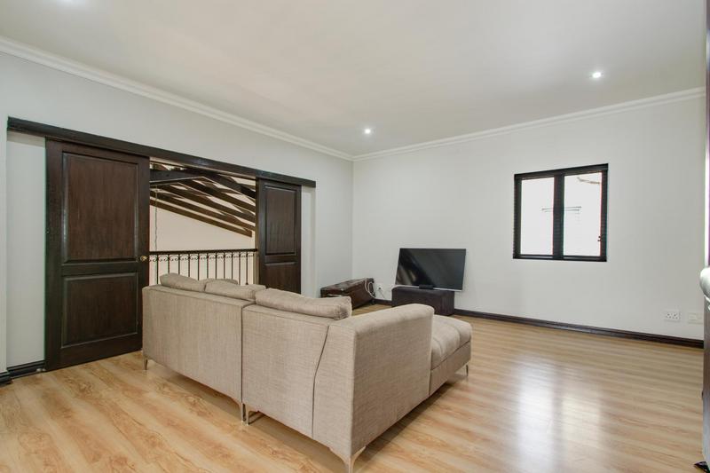 To Let 3 Bedroom Property for Rent in Broadacres Gauteng