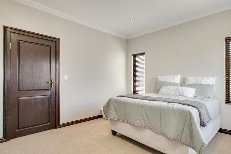 To Let 3 Bedroom Property for Rent in Broadacres Gauteng