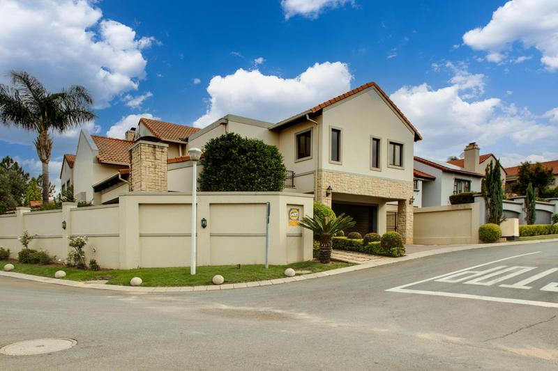 To Let 3 Bedroom Property for Rent in Broadacres Gauteng