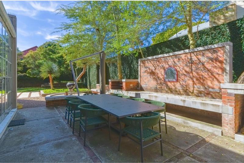 4 Bedroom Property for Sale in Bryanston Gauteng