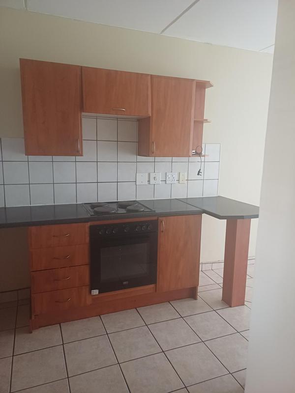 To Let 2 Bedroom Property for Rent in Amberfield Gauteng