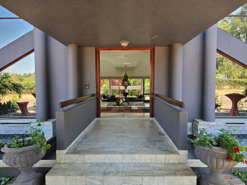 5 Bedroom Property for Sale in Beaulieu Gauteng