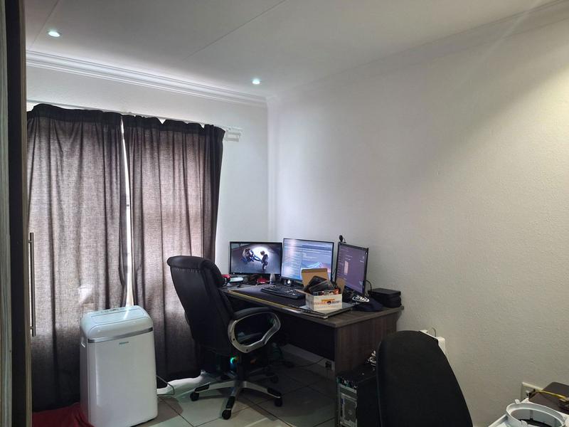 2 Bedroom Property for Sale in Rynfield Gauteng