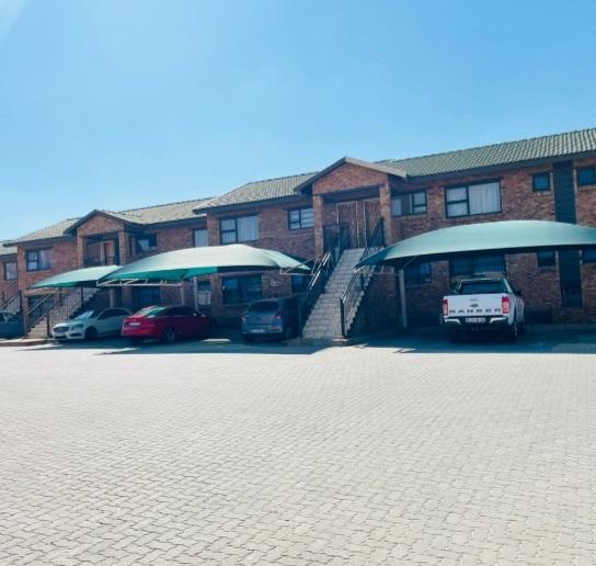 2 Bedroom Property for Sale in Witfield Gauteng