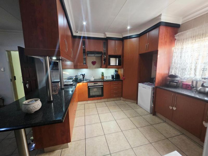 3 Bedroom Property for Sale in Brakpan North Gauteng