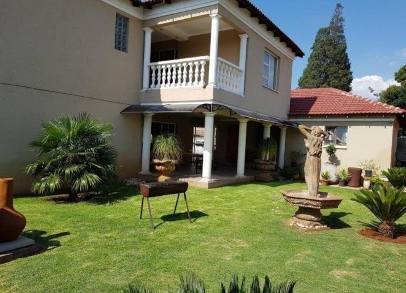 7 Bedroom Property for Sale in Clayville Gauteng