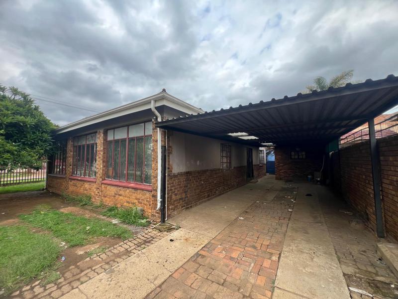 6 Bedroom Property for Sale in Pretoria West Gauteng