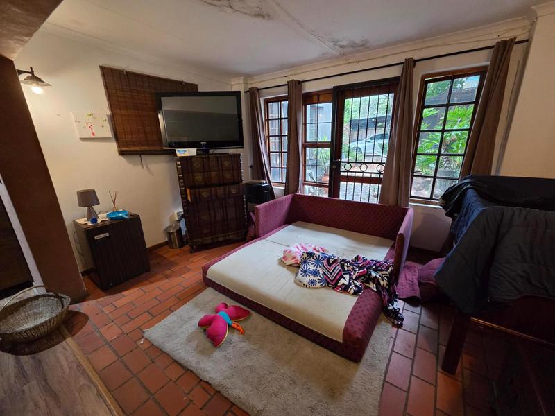 4 Bedroom Property for Sale in Elardus Park Gauteng