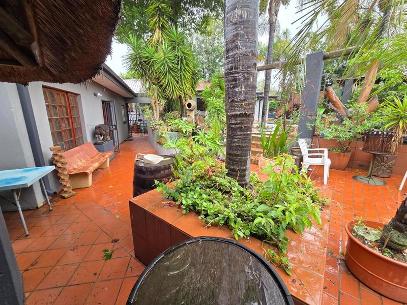 4 Bedroom Property for Sale in Elardus Park Gauteng