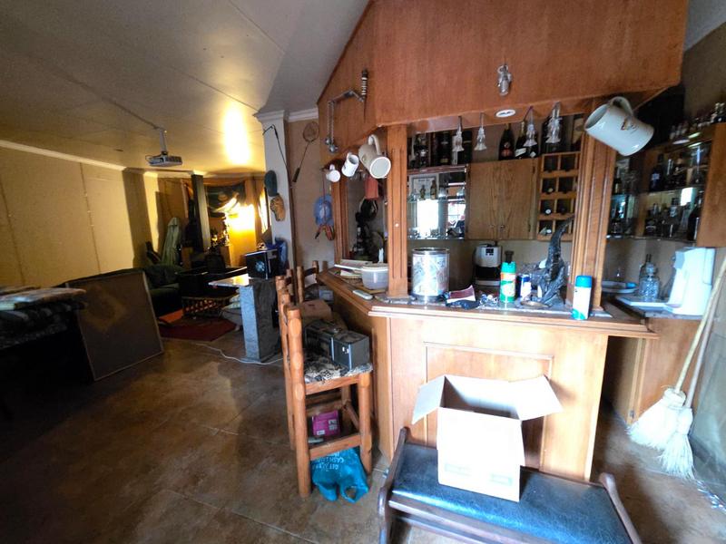 4 Bedroom Property for Sale in Elardus Park Gauteng