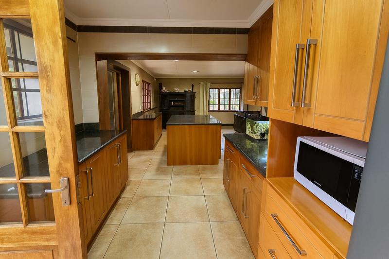 7 Bedroom Property for Sale in Elardus Park Gauteng