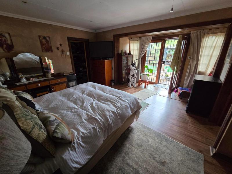 7 Bedroom Property for Sale in Elardus Park Gauteng