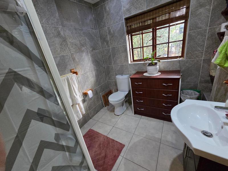 7 Bedroom Property for Sale in Elardus Park Gauteng