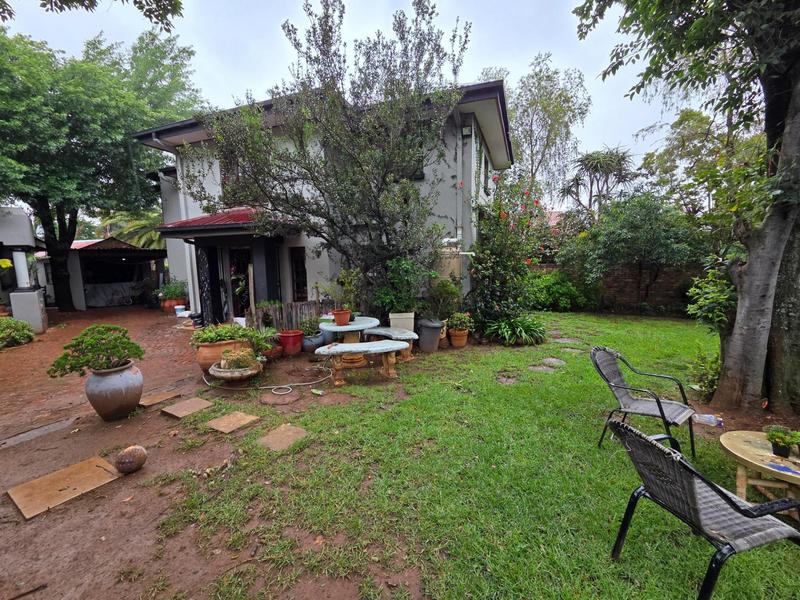 7 Bedroom Property for Sale in Elardus Park Gauteng