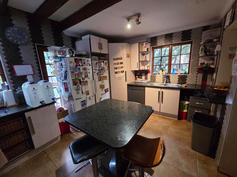 7 Bedroom Property for Sale in Elardus Park Gauteng