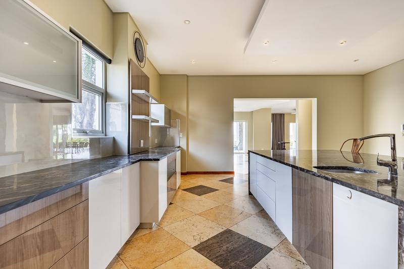 To Let 6 Bedroom Property for Rent in Waterkloof Ridge Gauteng