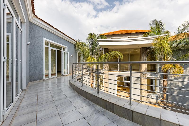 To Let 6 Bedroom Property for Rent in Waterkloof Ridge Gauteng