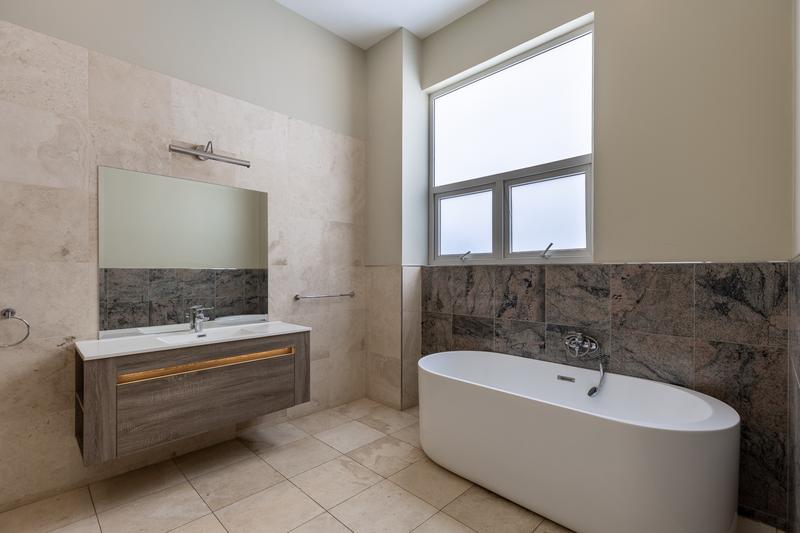 To Let 6 Bedroom Property for Rent in Waterkloof Ridge Gauteng