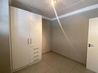 To Let 2 Bedroom Property for Rent in Broadacres Gauteng