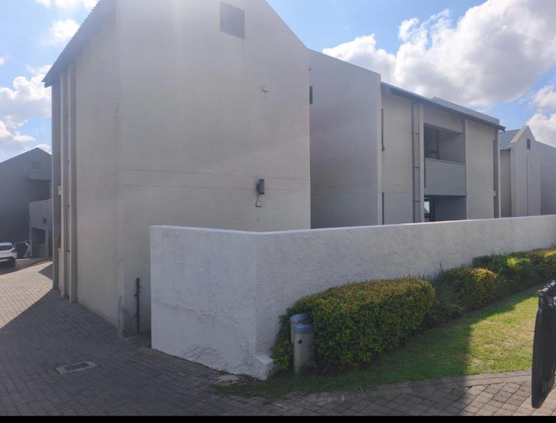 To Let 3 Bedroom Property for Rent in Raslouw Gauteng