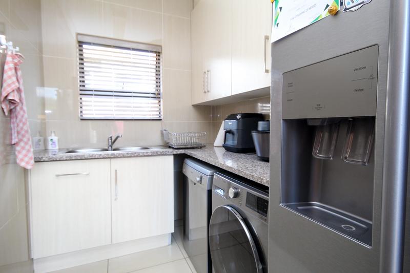 3 Bedroom Property for Sale in Thatchfield Gauteng