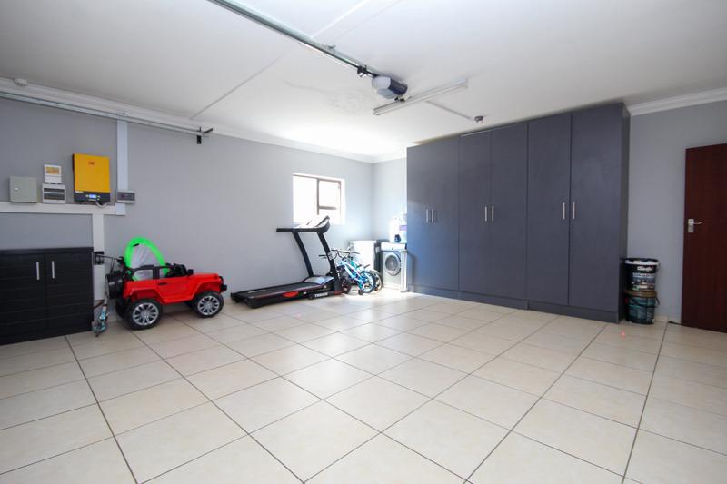 3 Bedroom Property for Sale in Thatchfield Gauteng