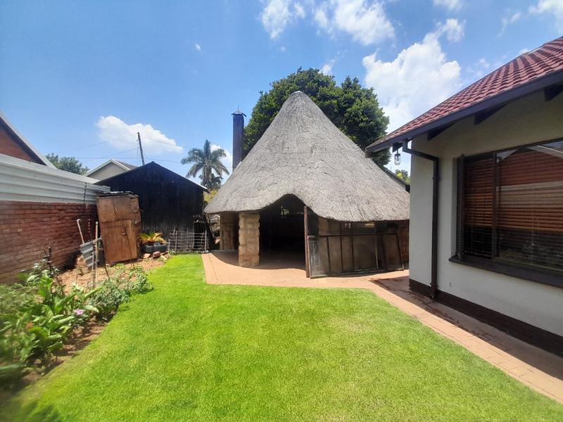 3 Bedroom Property for Sale in Dorandia Gauteng