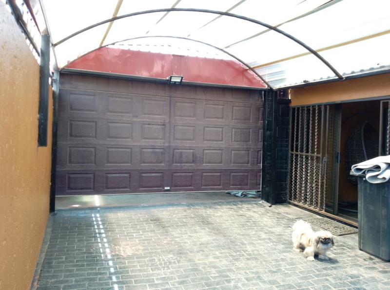 3 Bedroom Property for Sale in Lenasia South Gauteng