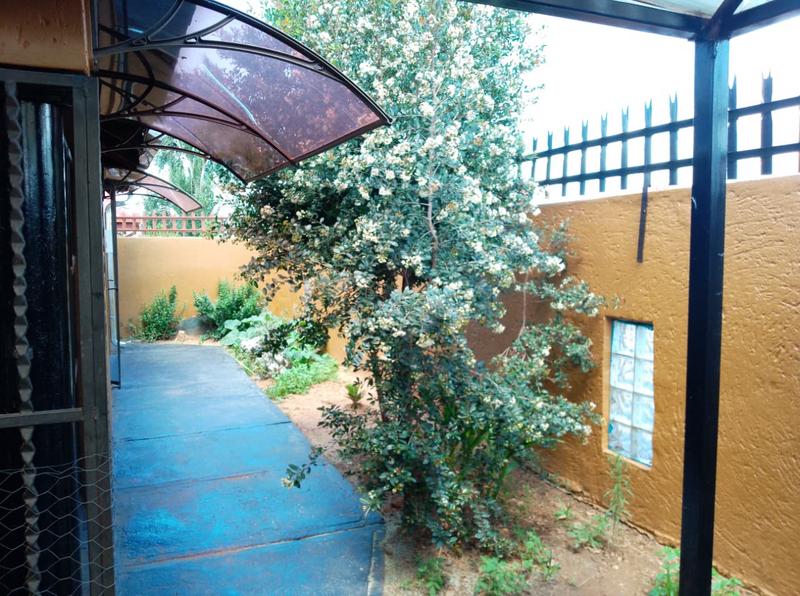 3 Bedroom Property for Sale in Lenasia South Gauteng