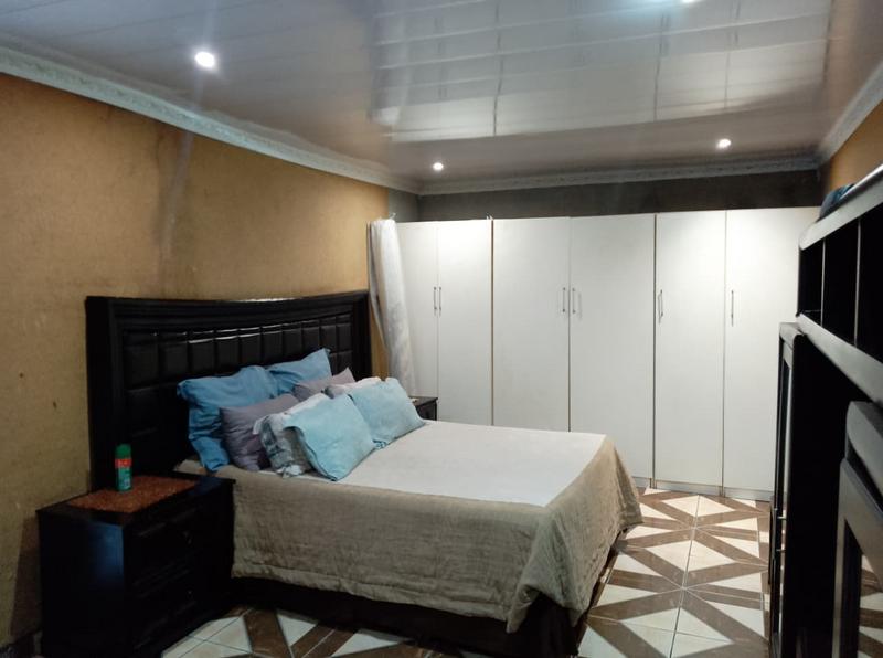 3 Bedroom Property for Sale in Lenasia South Gauteng