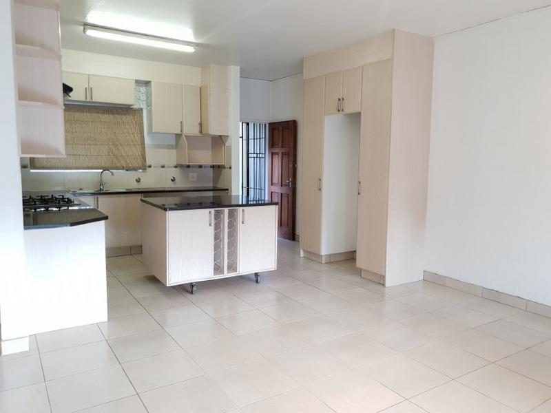To Let 2 Bedroom Property for Rent in Sundowner Gauteng