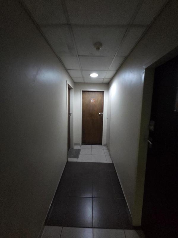 To Let 1 Bedroom Property for Rent in Marshalltown Gauteng