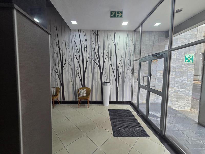 To Let 1 Bedroom Property for Rent in Marshalltown Gauteng