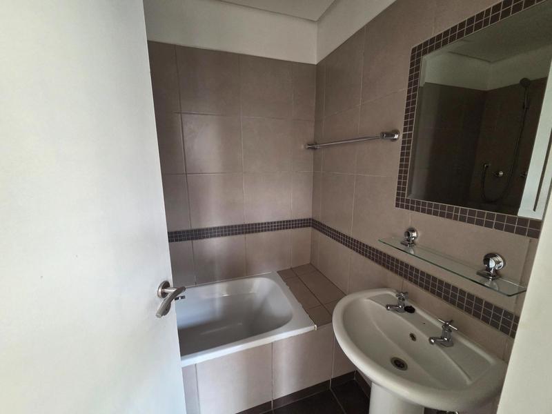 To Let 1 Bedroom Property for Rent in Marshalltown Gauteng