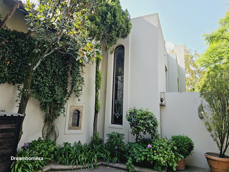 To Let 4 Bedroom Property for Rent in Morningside Gauteng